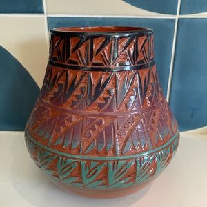 Vintage southwestern native Navajo handmade vase